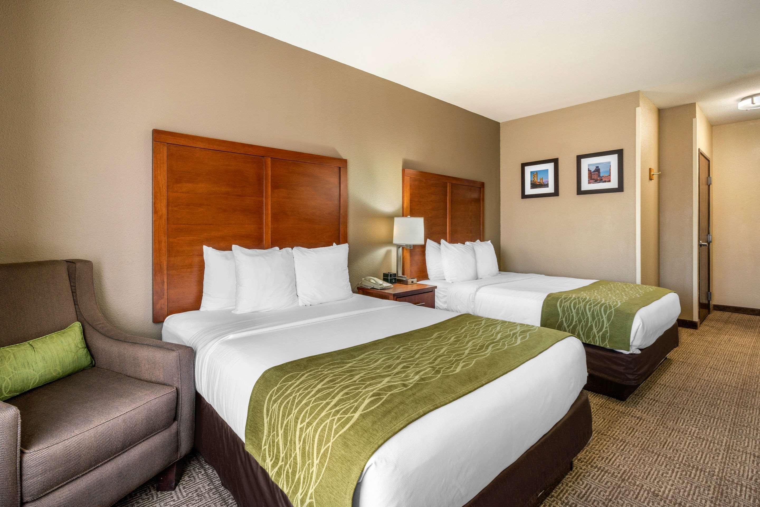 Comfort Inn & Suites Sacramento - University Area Экстерьер фото