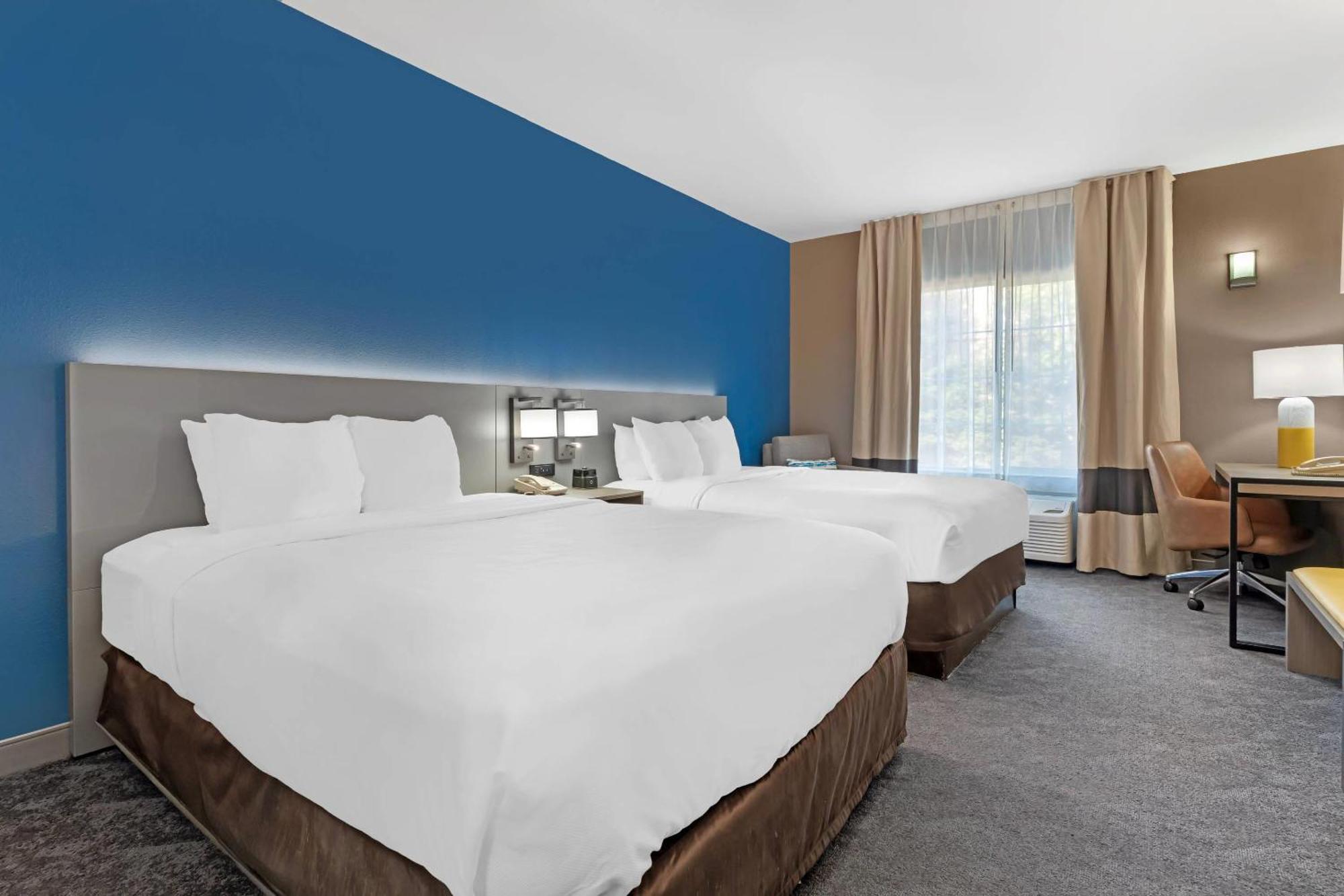 Comfort Inn & Suites Sacramento - University Area Экстерьер фото