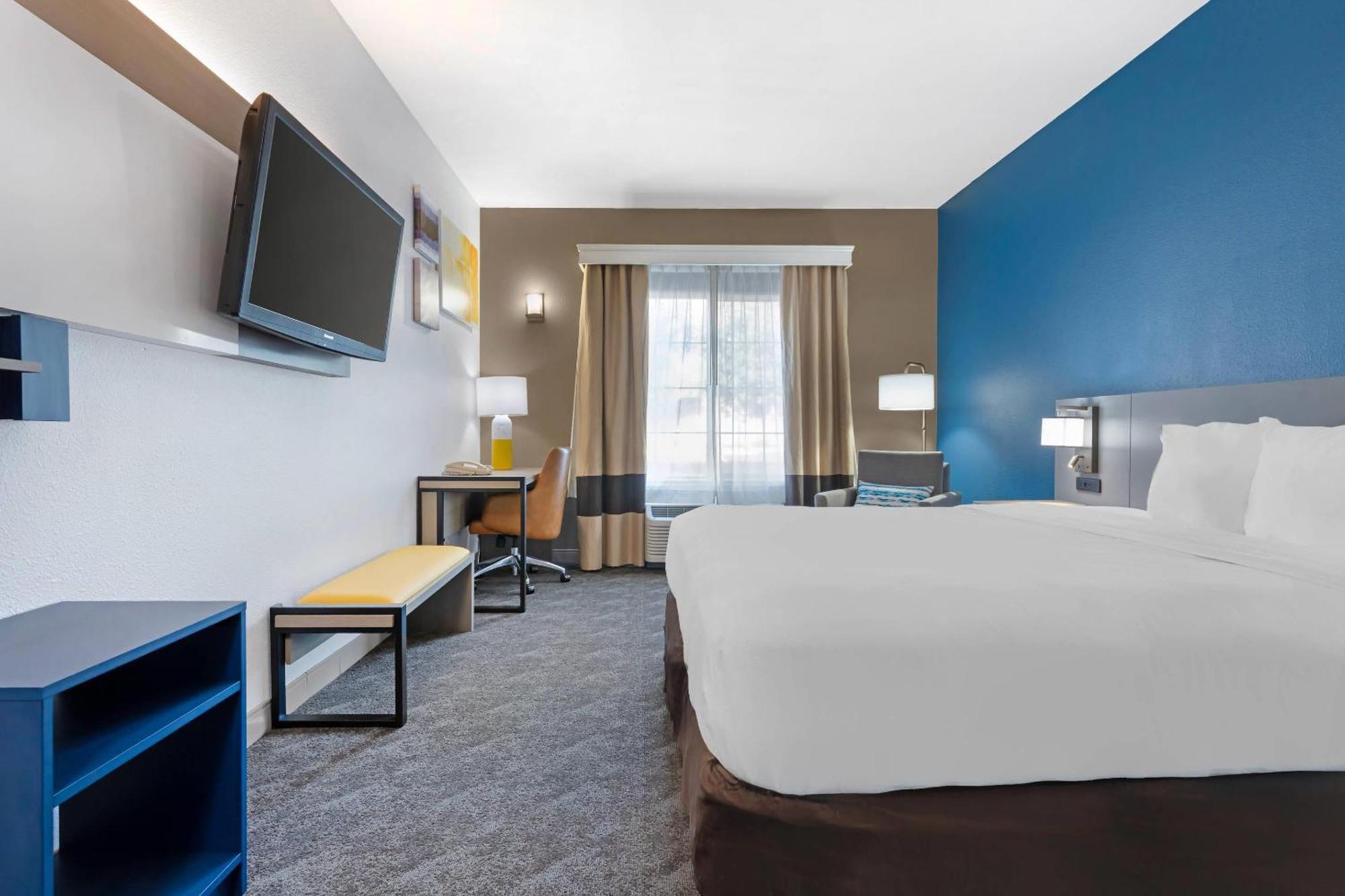 Comfort Inn & Suites Sacramento - University Area Экстерьер фото