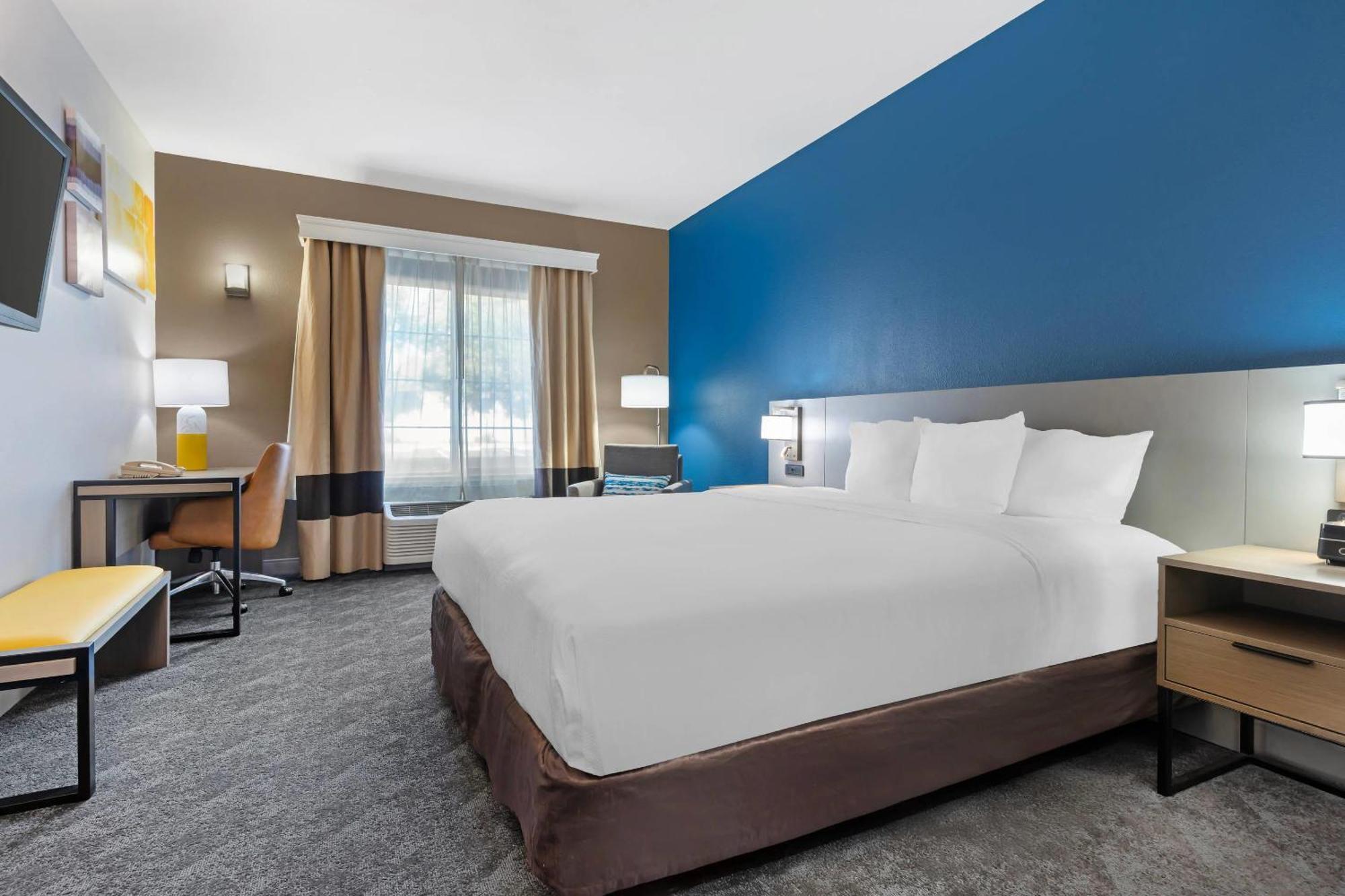 Comfort Inn & Suites Sacramento - University Area Экстерьер фото